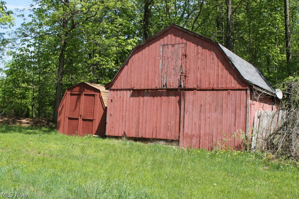 1999 Porter Road Atwater, OH 44201 - Photo 7 of 24 Need more storage??? Here it is! Spacious barn and shed!