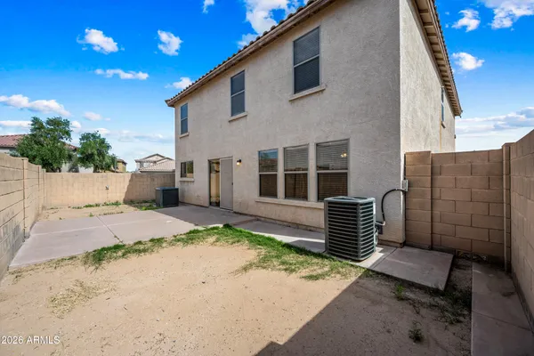 $2,025 | 9515 West Monte Vista Road, Phoenix, AZ 85037