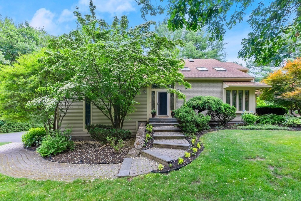 580 Belknap Road Framingham, MA 01701 - Photo 2 of 40 Gallery Image 2