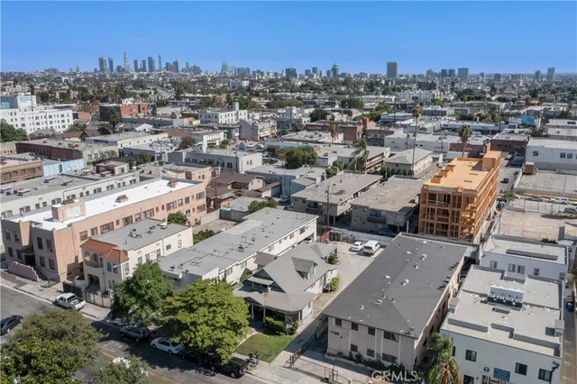 $1,799,000 | 5526 Lexington Avenue, Los Angeles, CA 90038