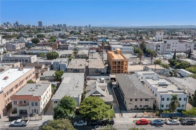 $1,799,000 | 5526 Lexington Avenue, Los Angeles, CA 90038