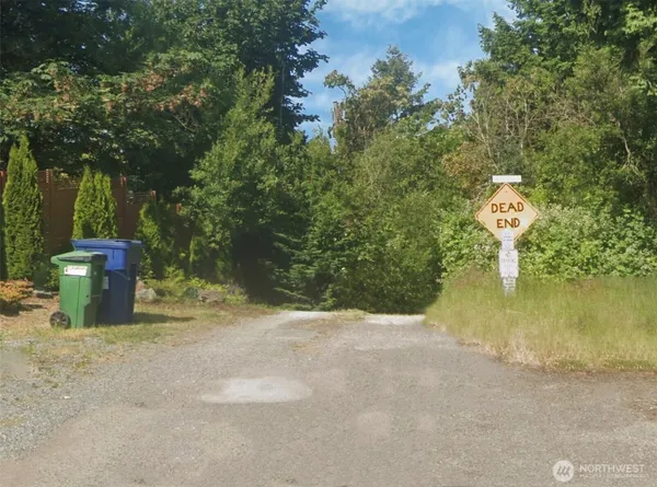 $59,900 | 1517 Southwest 124th Street, Burien, WA 98146