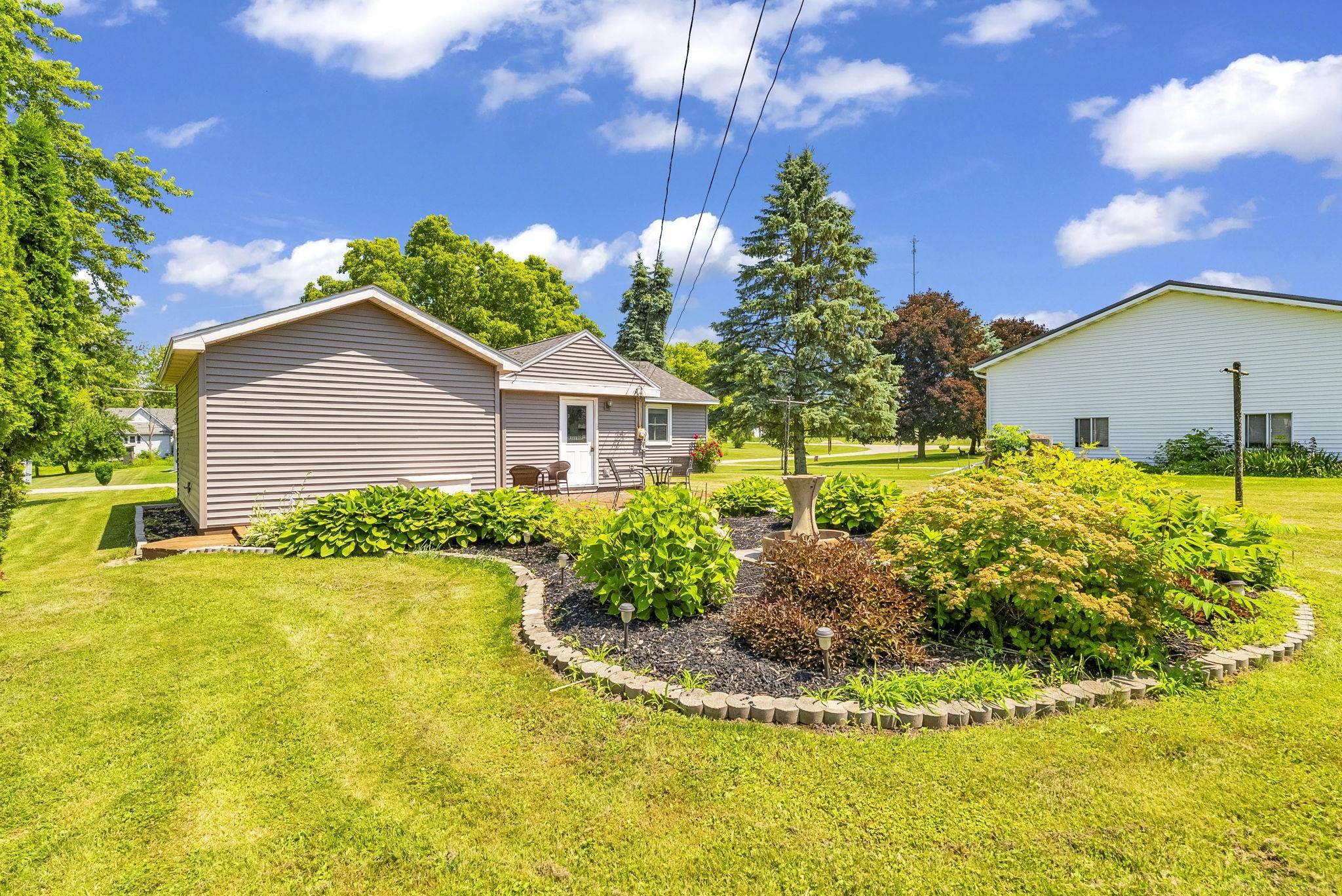 4042 State Street Carsonville, MI 48419 - Photo 7 of 35
