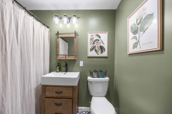 $945,000 | 133 Hopkins Lane, Orleans, MA 02653