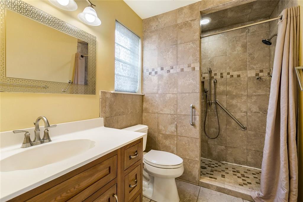 2000 Colony Road Metairie, LA 70003 - Photo 10 of 23 Gallery Image 10