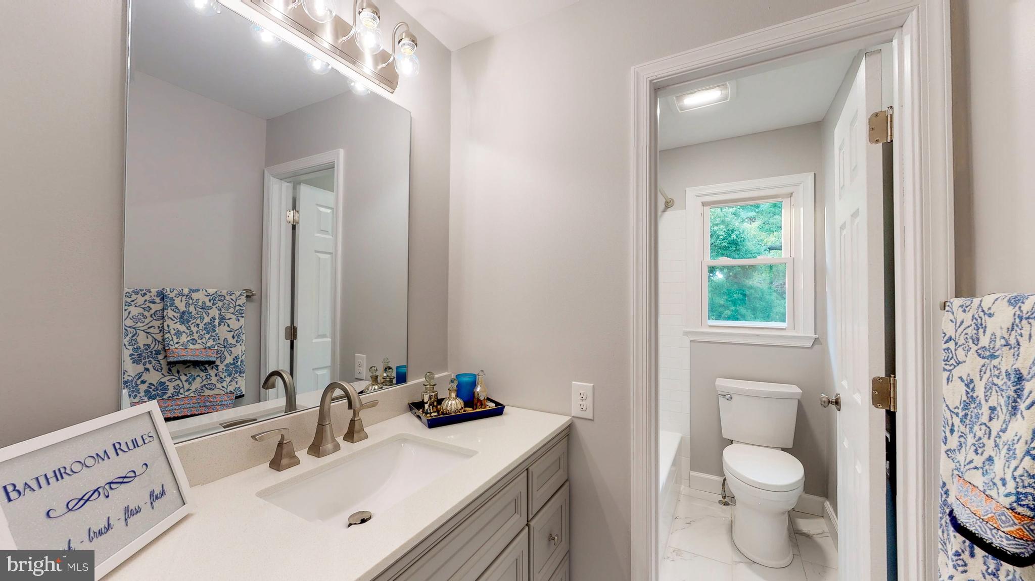 4722 Vicky Road Baltimore, MD 21236 - Photo 22 of 32 2nd bathroom