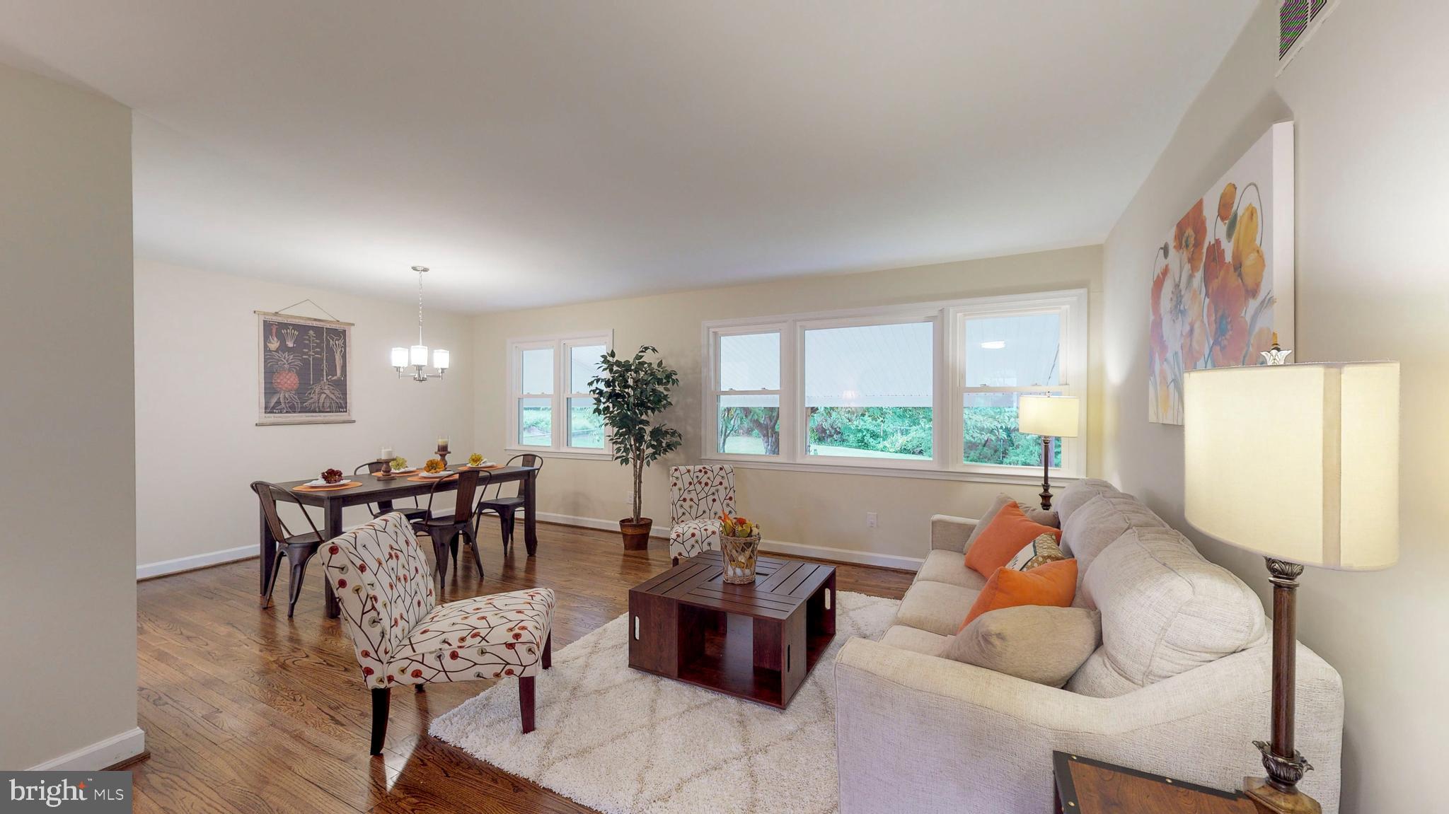 4722 Vicky Road Baltimore, MD 21236 - Photo 4 of 32 Open concept - living room/dining room.