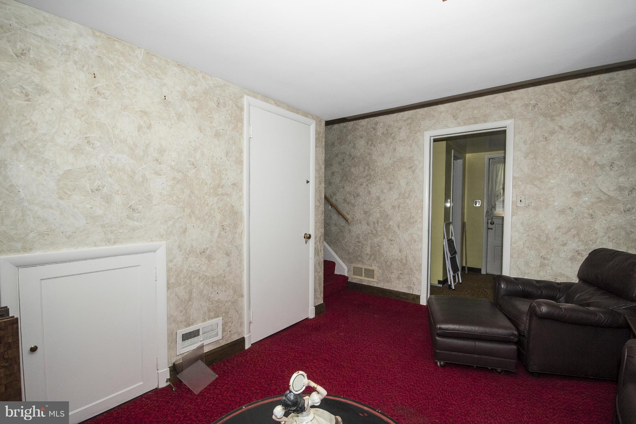 107 Croftley Road Lutherville-Timonium, MD 21093 - Photo 20 of 28 Family Room