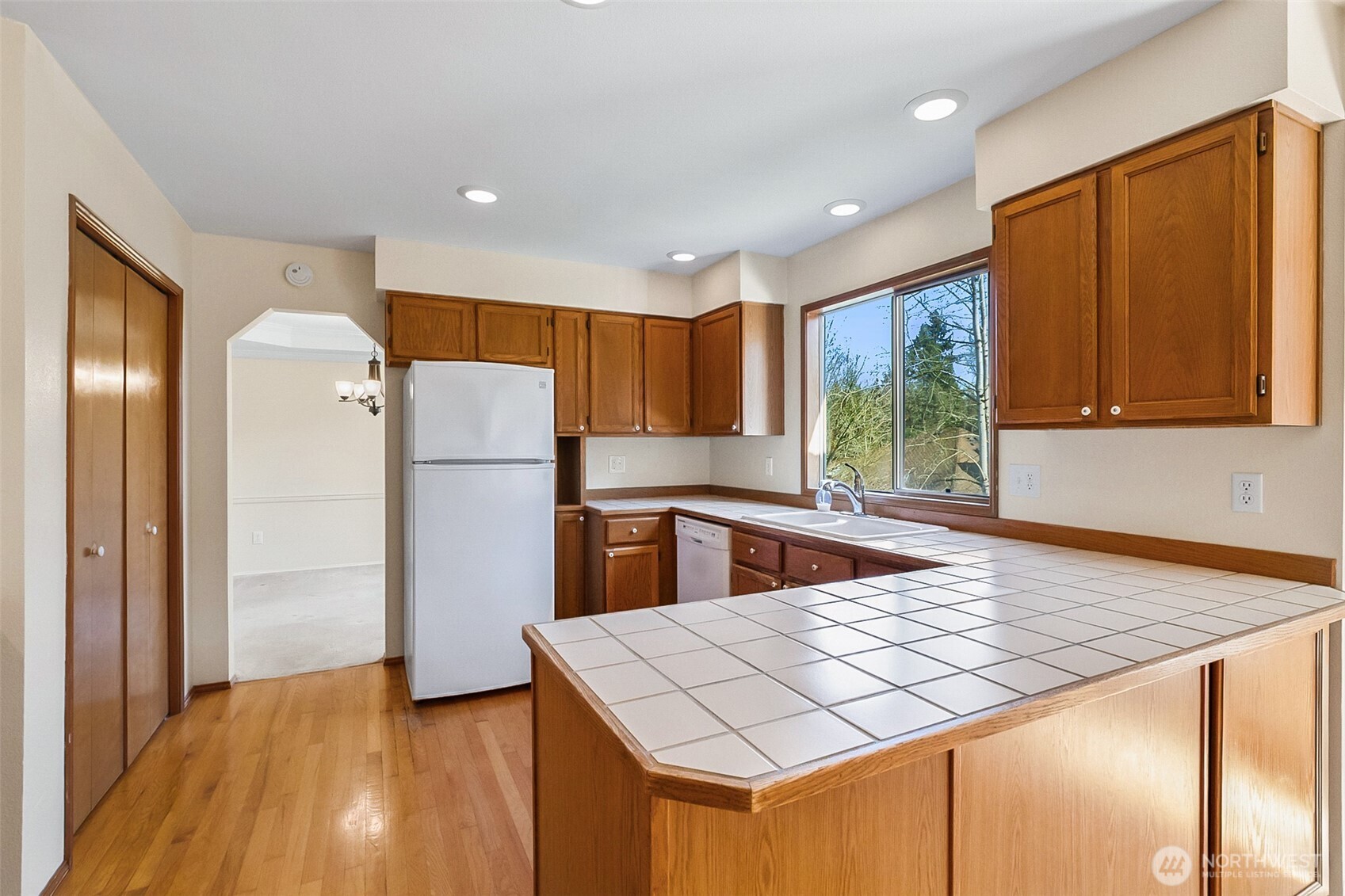 14009 68th Avenue Southeast Snohomish, WA 98296 - Photo 15 of 37