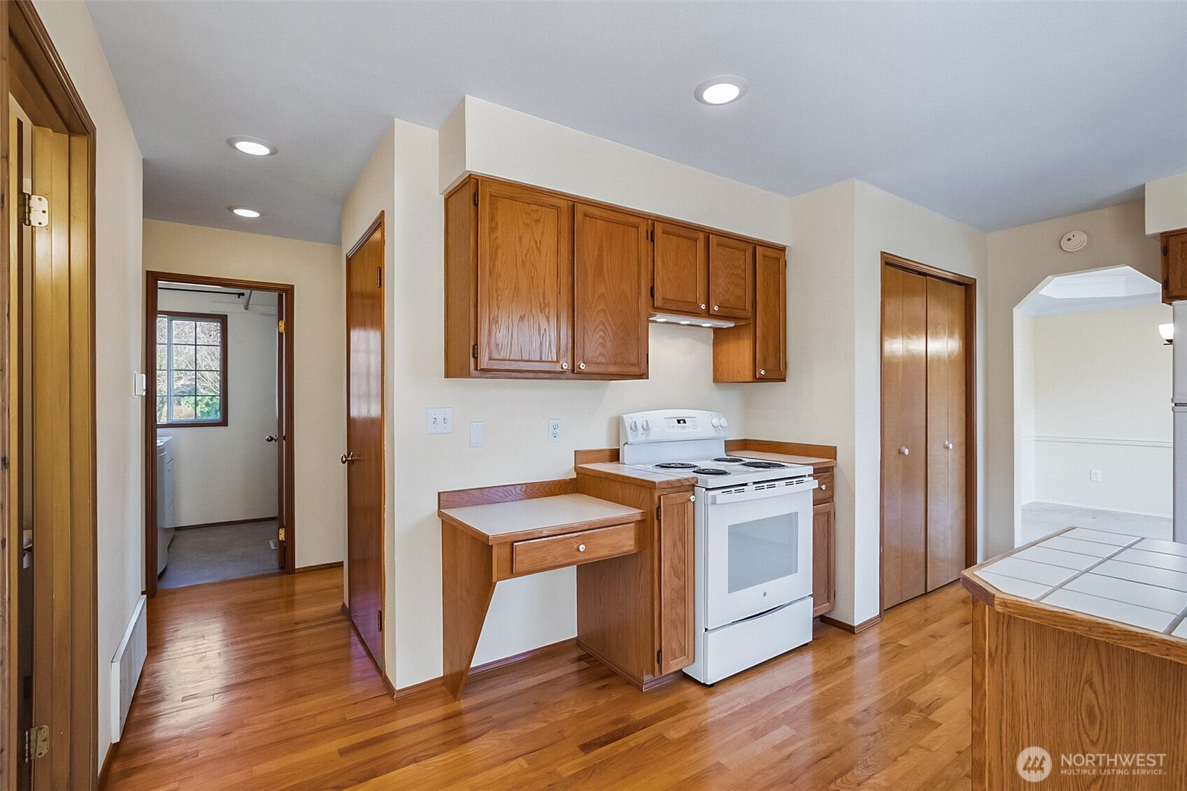 14009 68th Avenue Southeast Snohomish, WA 98296 - Photo 17 of 37