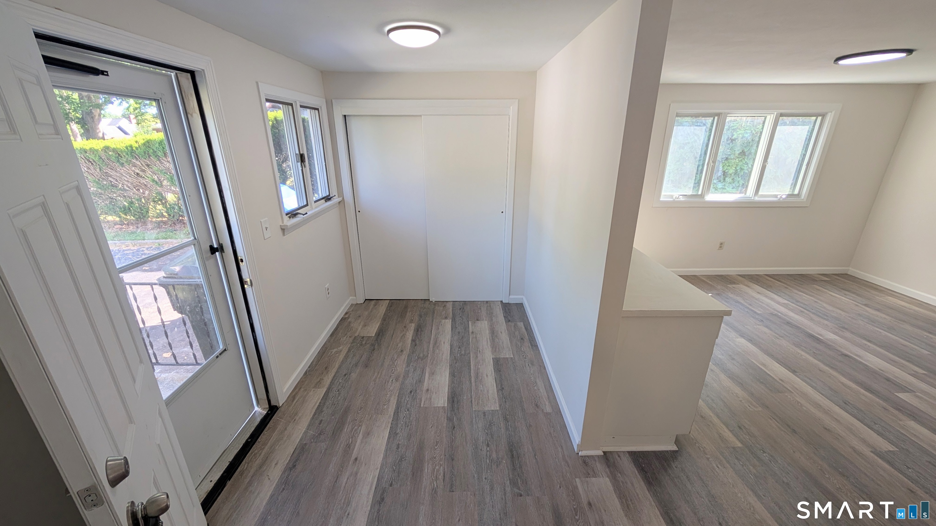 21 Rondy Lane East Hartford, CT 06108 - Photo 2 of 28 Side Entry and Mud Room