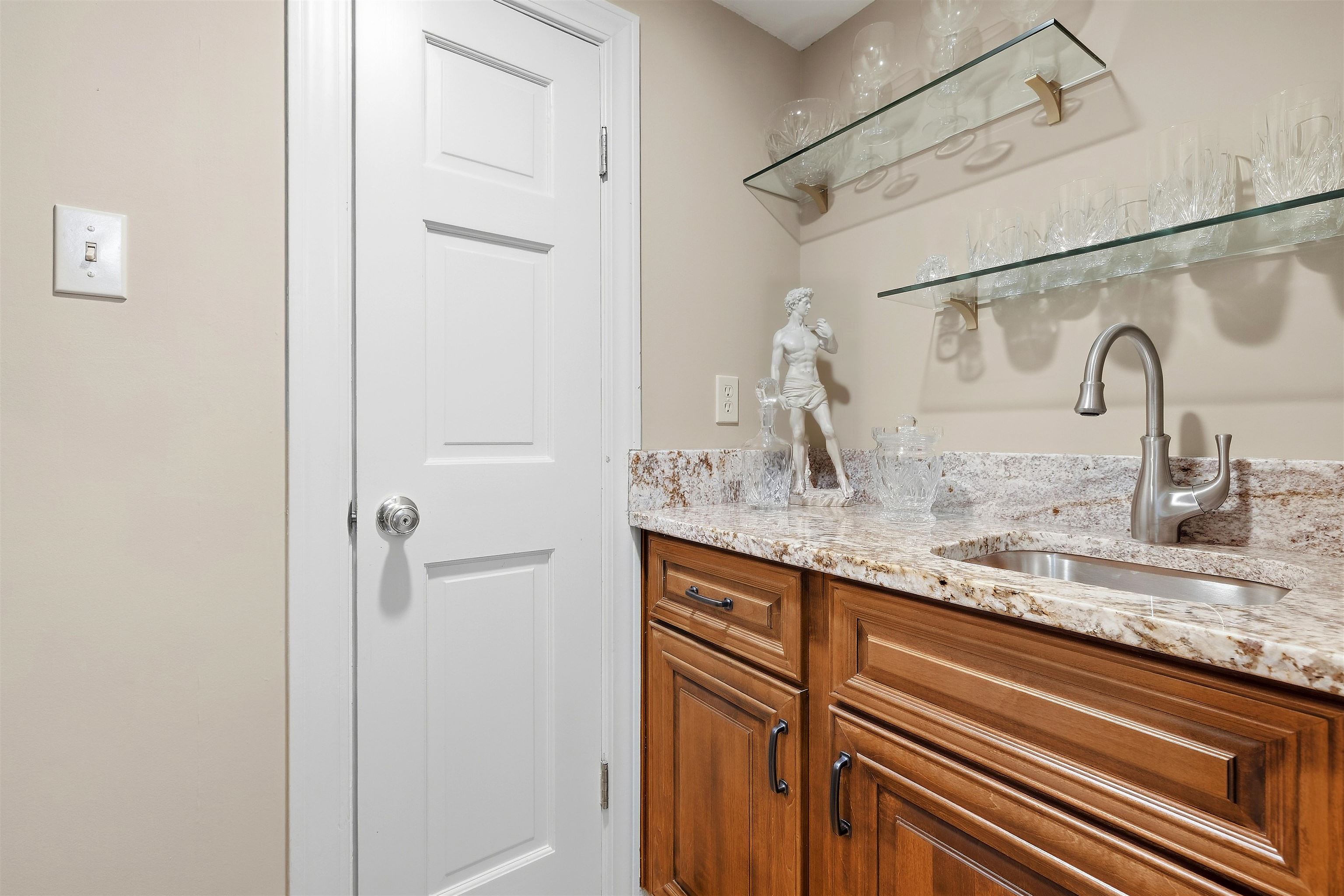 5879 Haymarket Road Memphis, TN 38120 - Photo 11 of 40 Gallery Image 11