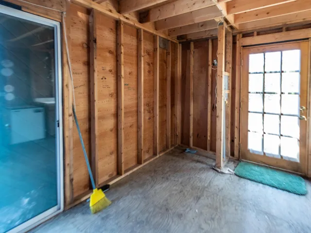 $250,000 | 63 Minturn Road, Swans Island, ME 04685