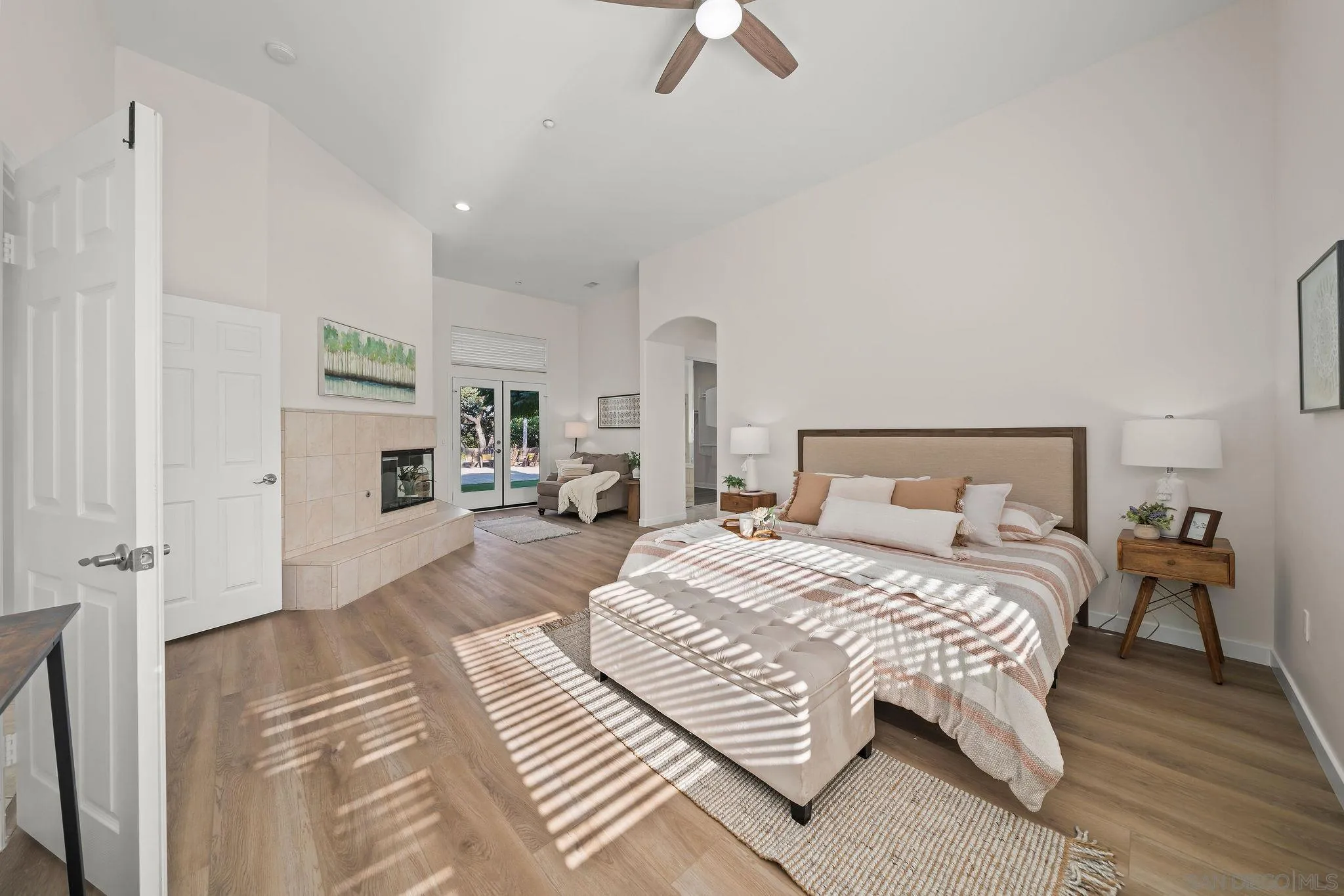 2625-27 Rancho Sierra Alpine, CA 91901 - Photo 9 of 28 Gallery Image 9