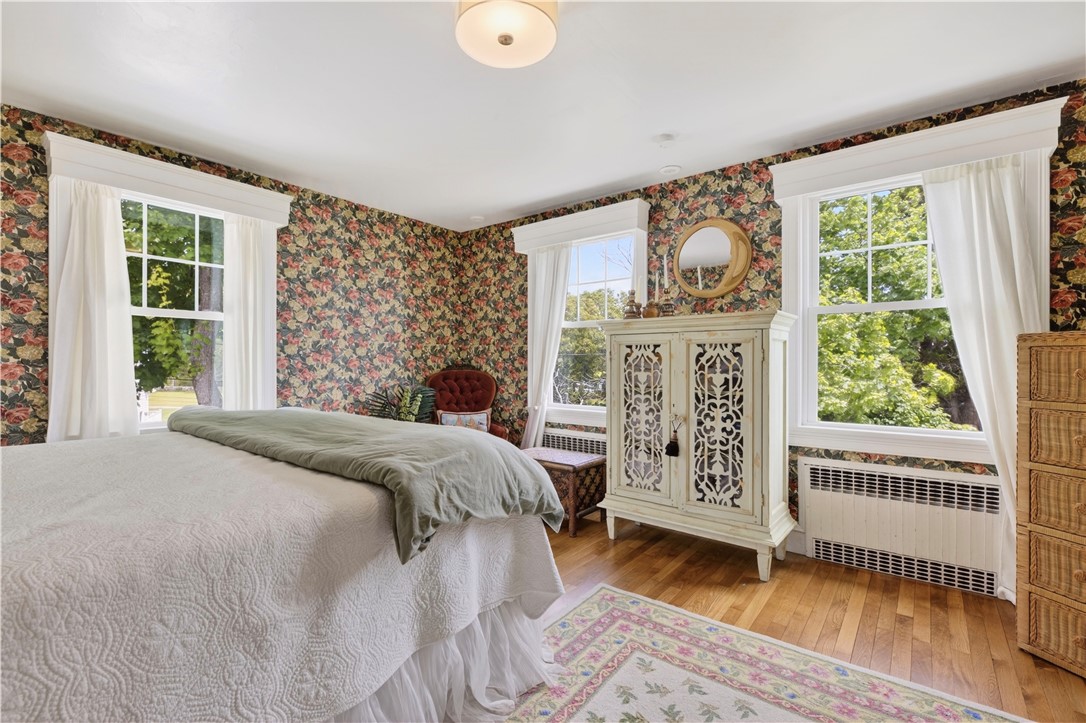 229 Shore Road Westerly, RI 02891 - Photo 28 of 40