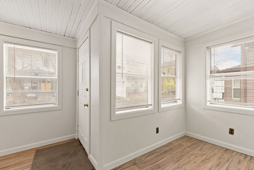 214 Cambridge Street Worcester, MA 01603 - Photo 29 of 35 Gallery Image 29
