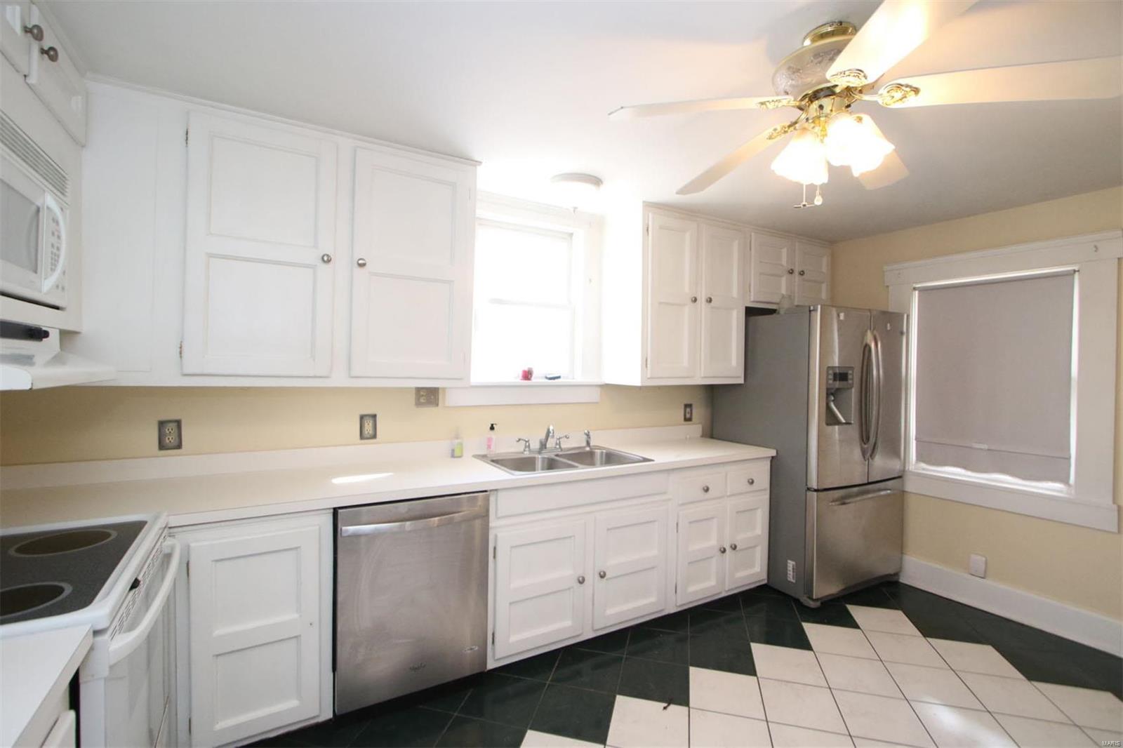 3408 Johnson Road Granite City, IL 62040 - Photo 18 of 60