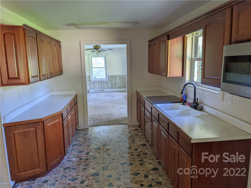 668 Highway 221 Rutherfordton, NC 28139 - Photo 4 of 26