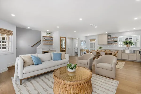 $1,750,000 | 185 Juniper Avenue, Carlsbad, CA 92008