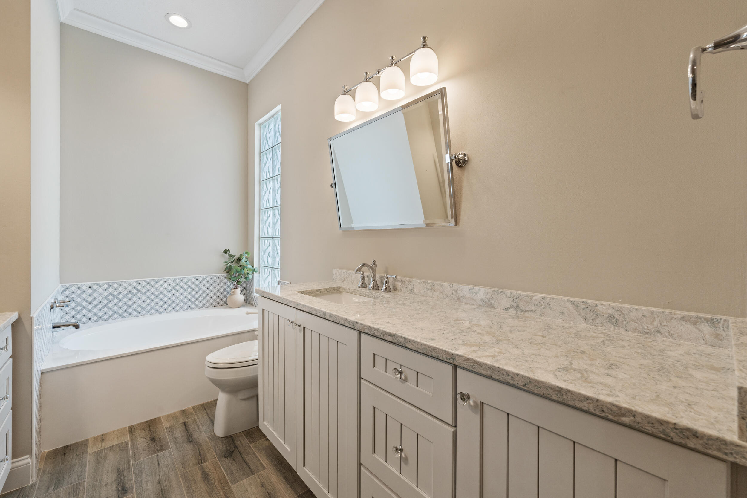 7945 Southeast Paurotis Lane Hobe Sound, FL 33455 - Photo 33 of 64 27_41