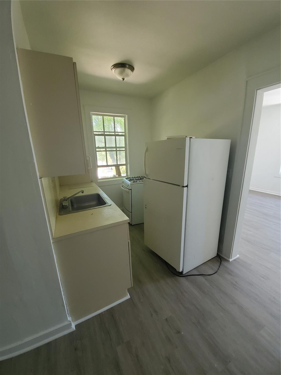 236 Northeast 28th Street, Unit 7 Miami, FL 33137 - Photo 5 of 8 Photo 5