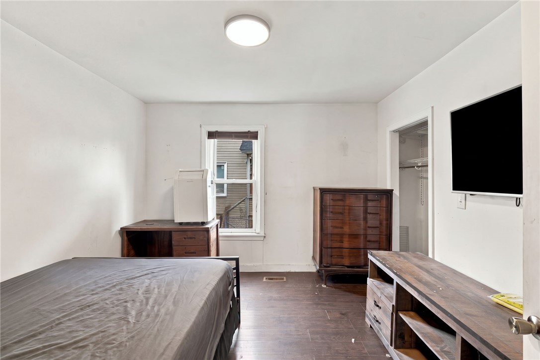 56 Summit Street Woonsocket, RI 02895 - Photo 4 of 18 Gallery Image 4