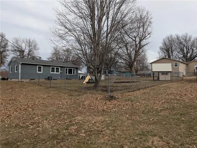 $235,000 | 403 Minnehaha Street, Hiawatha, KS 66434