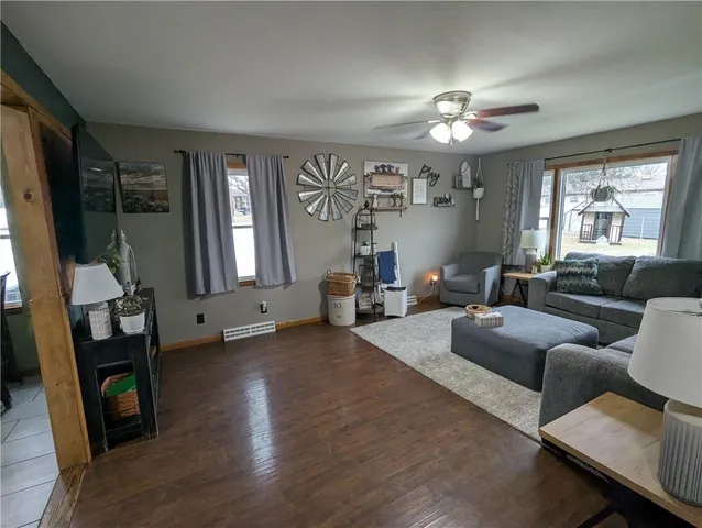 $235,000 | 403 Minnehaha Street, Hiawatha, KS 66434