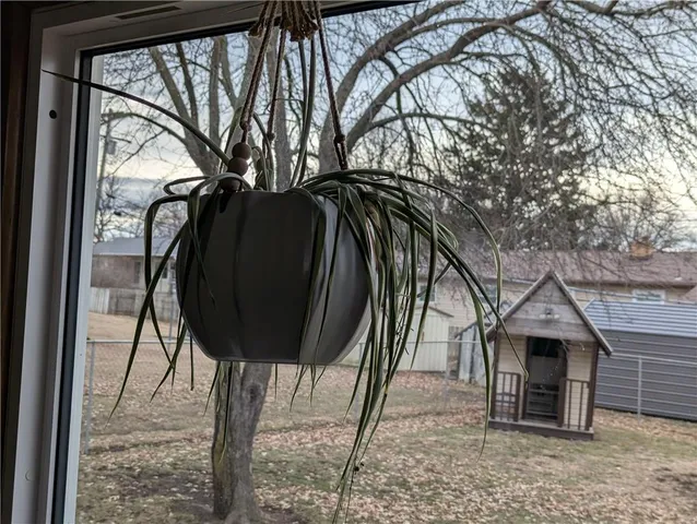 $235,000 | 403 Minnehaha Street, Hiawatha, KS 66434