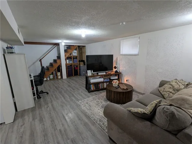 $235,000 | 403 Minnehaha Street, Hiawatha, KS 66434