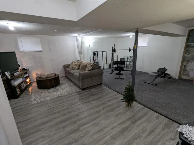 $235,000 | 403 Minnehaha Street, Hiawatha, KS 66434