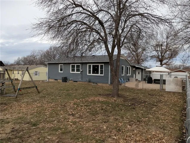 $235,000 | 403 Minnehaha Street, Hiawatha, KS 66434