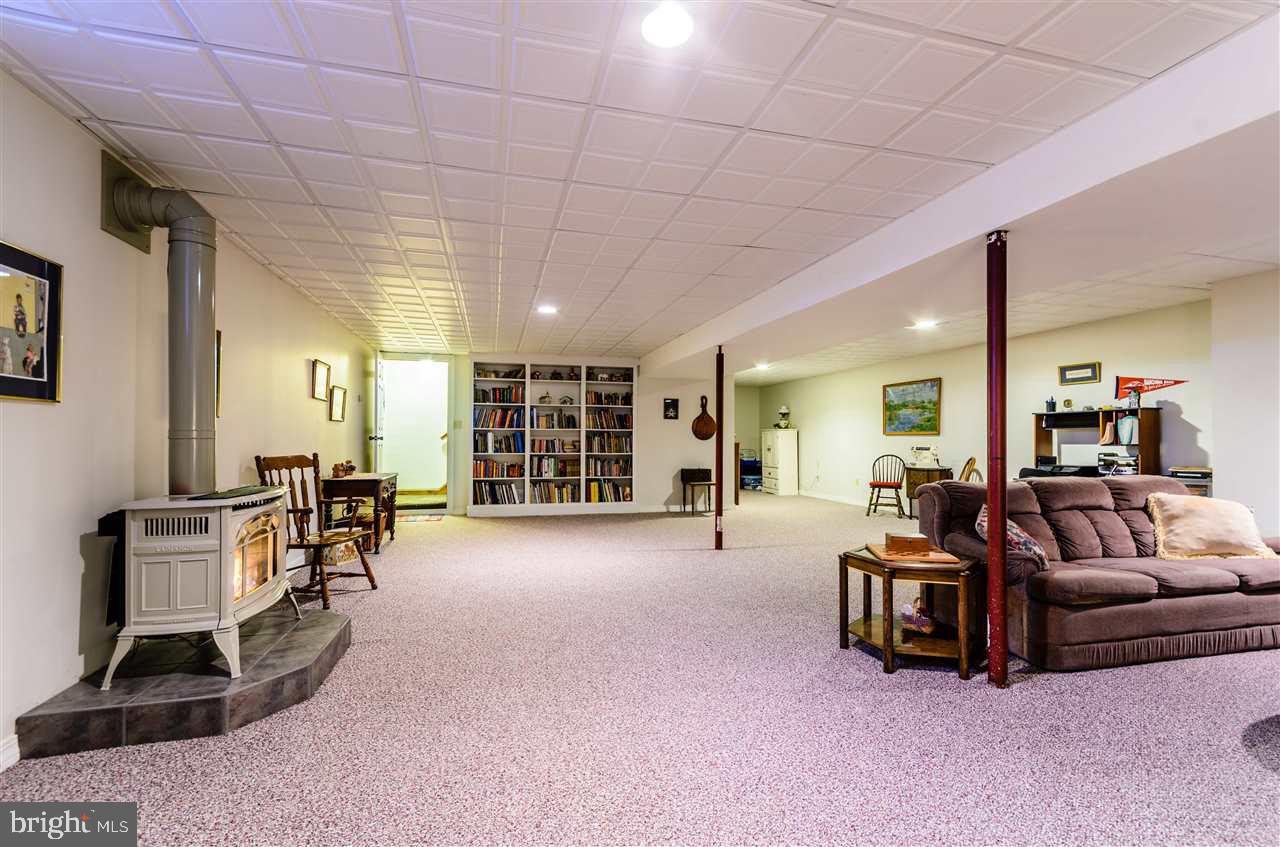 621 Freysville Road York, PA 17406 - Photo 25 of 30 Gallery Image 25