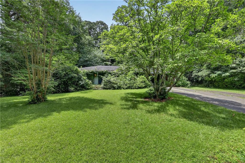 4451 Sims Court Tucker, GA 30084 - Photo 3 of 19