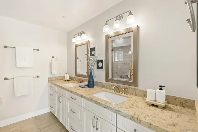 $3,595,000 | 249 Playa Del Norte Street, La Jolla, CA 92037