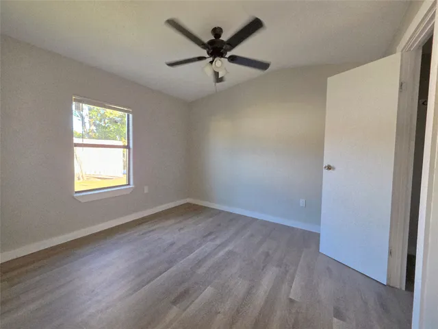 $1,175 | 310 Paddock Street, Unit 3, Willis, TX 77378