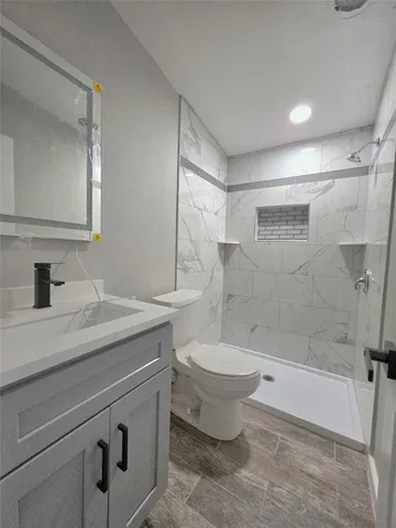 $1,175 | 310 Paddock Street, Unit 3, Willis, TX 77378