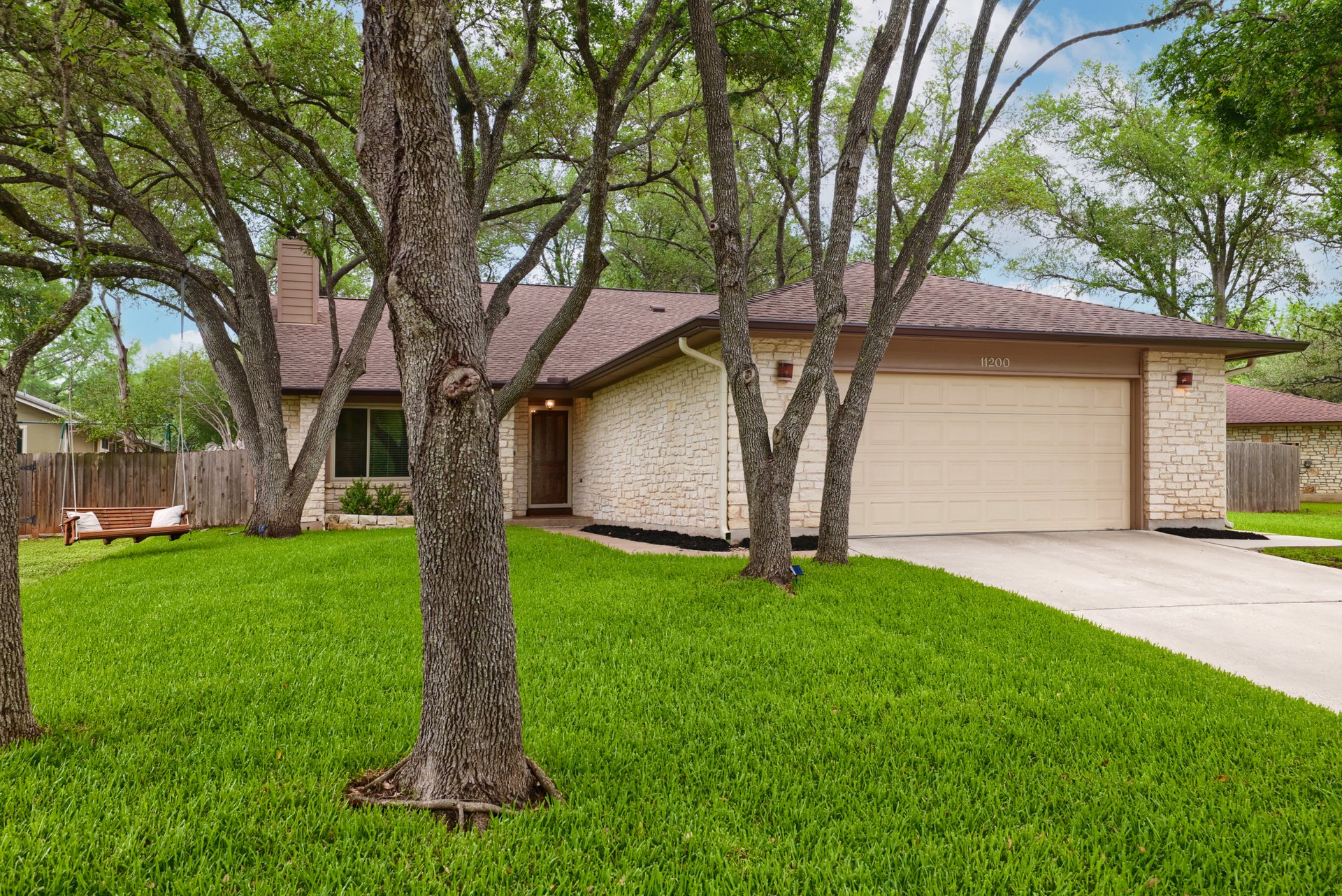 11200 Stormy Ridge Road Austin, TX 78739 - Photo 2 of 26