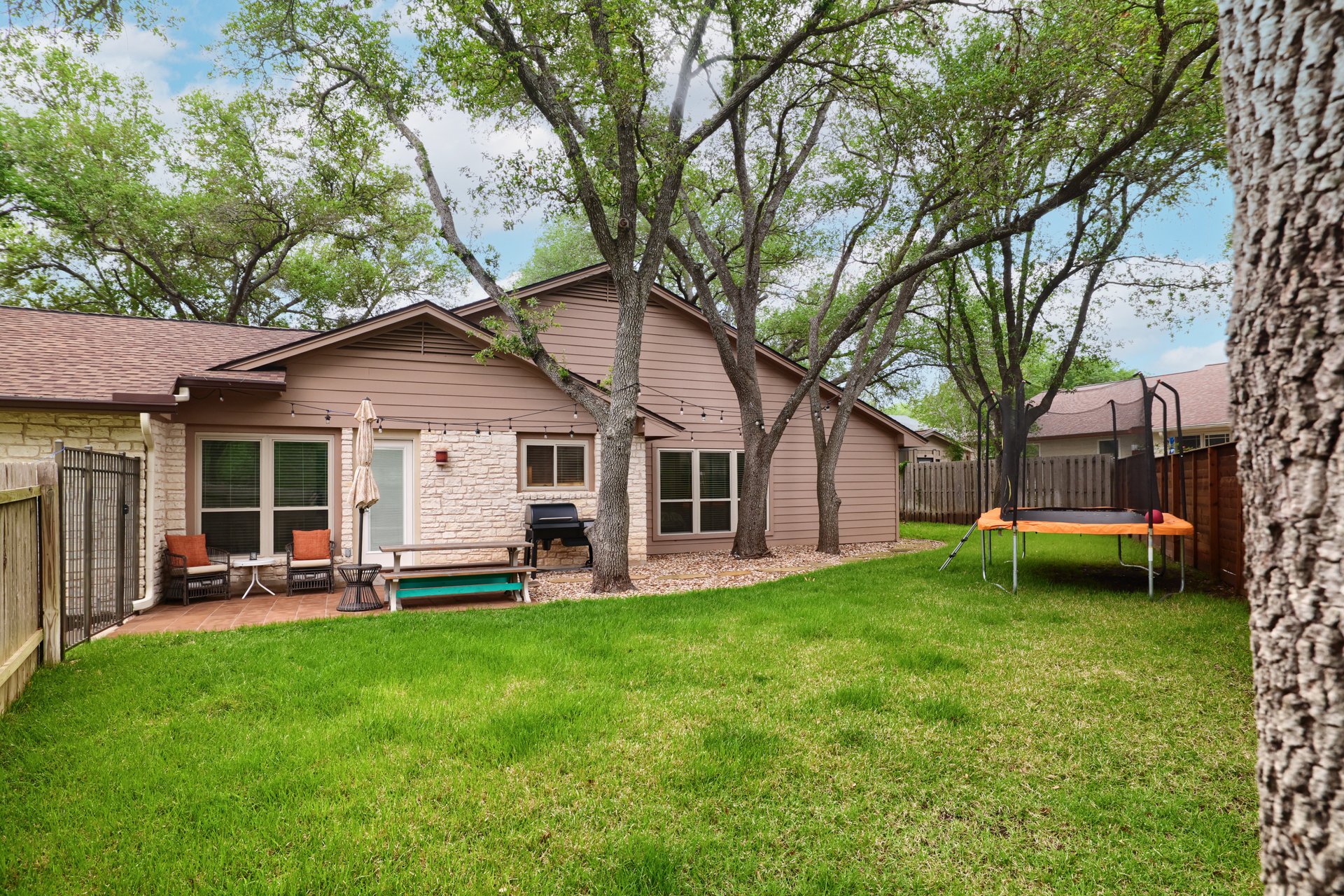 11200 Stormy Ridge Road Austin, TX 78739 - Photo 23 of 26
