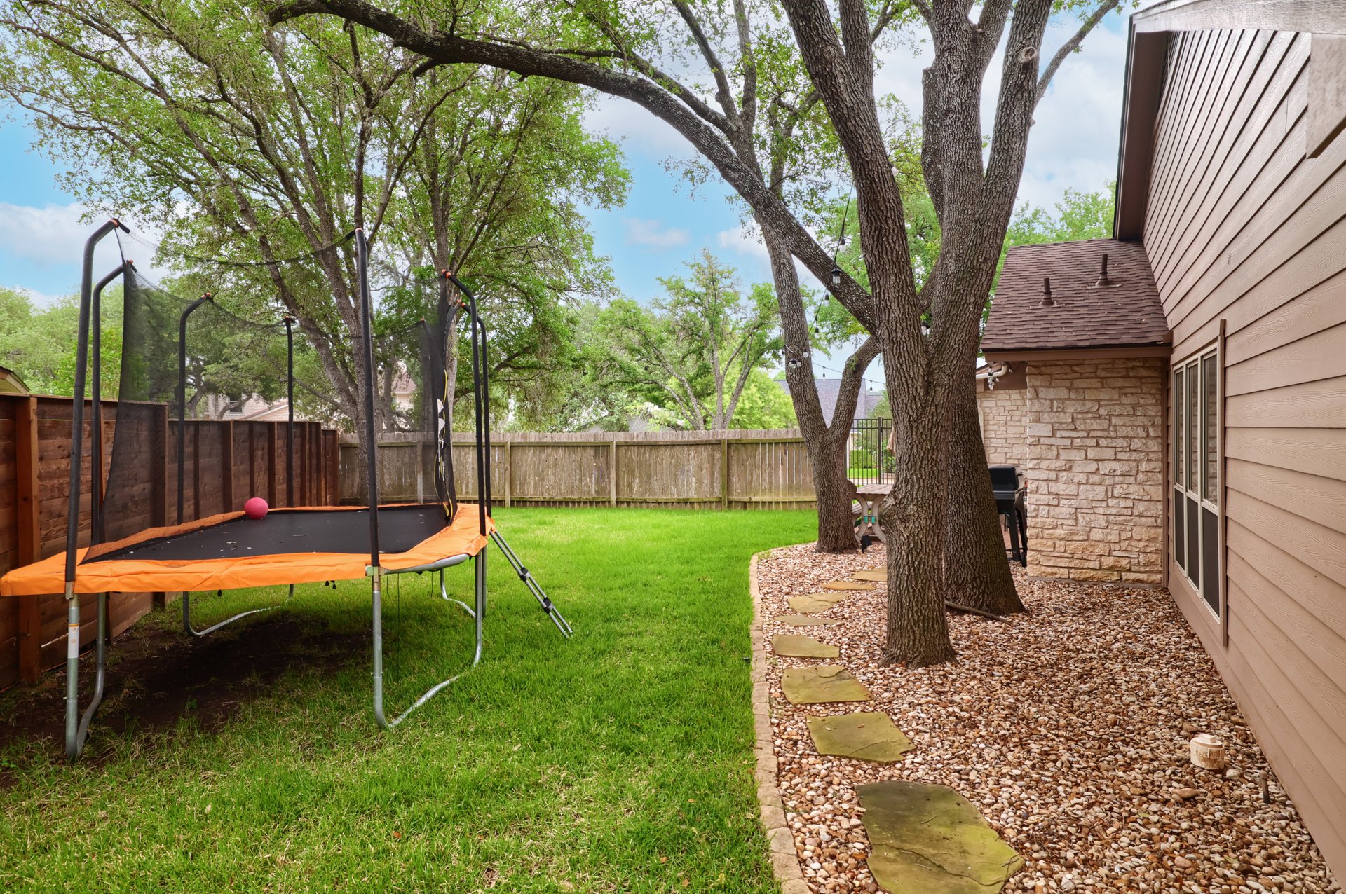 11200 Stormy Ridge Road Austin, TX 78739 - Photo 24 of 26