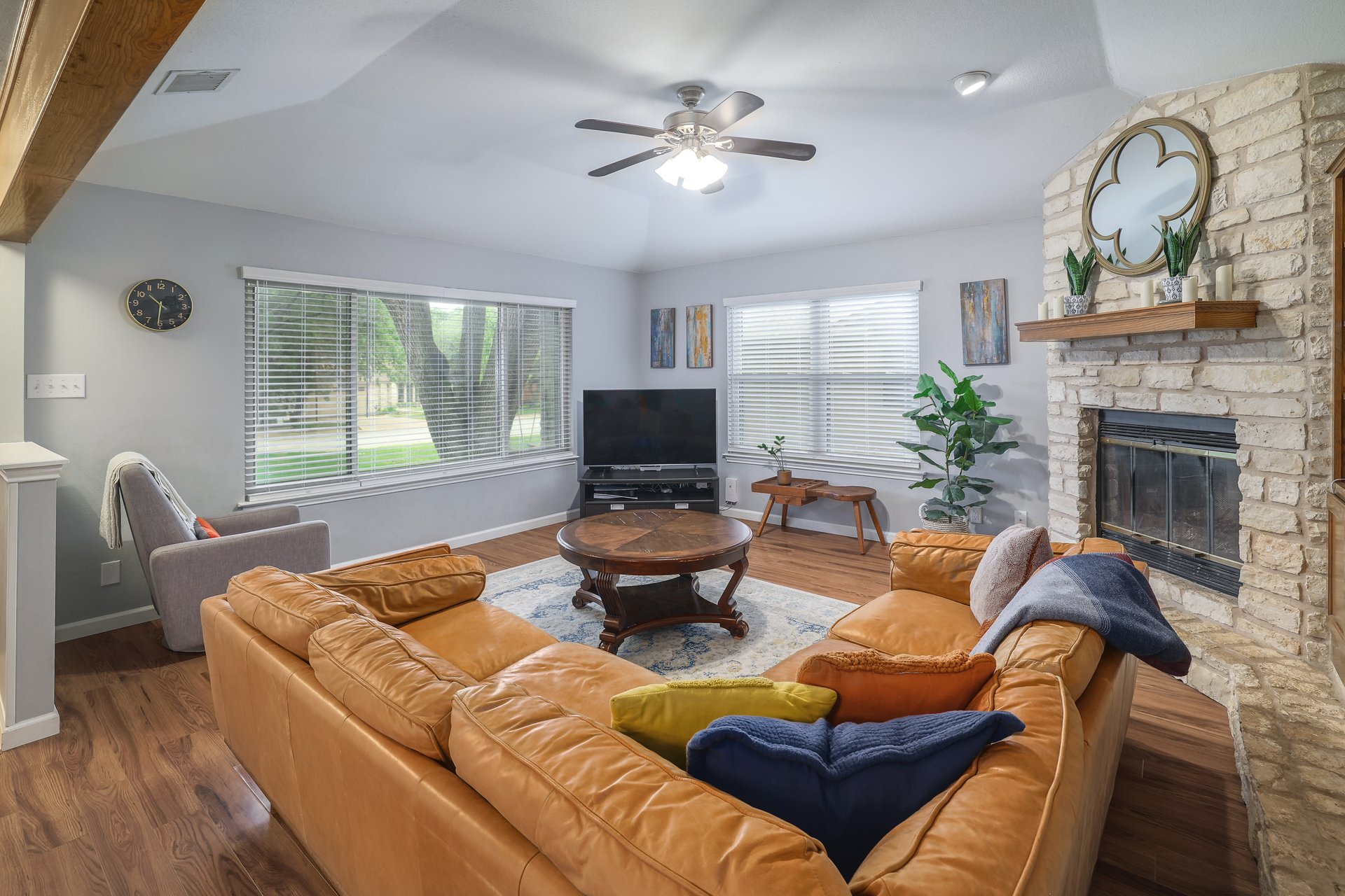 11200 Stormy Ridge Road Austin, TX 78739 - Photo 4 of 26
