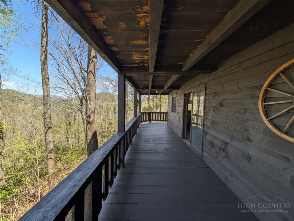 304 McGuire Road Sugar Grove, NC 28679 - Photo 32 of 39