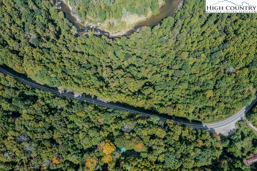 304 McGuire Road Sugar Grove, NC 28679 - Photo 36 of 39