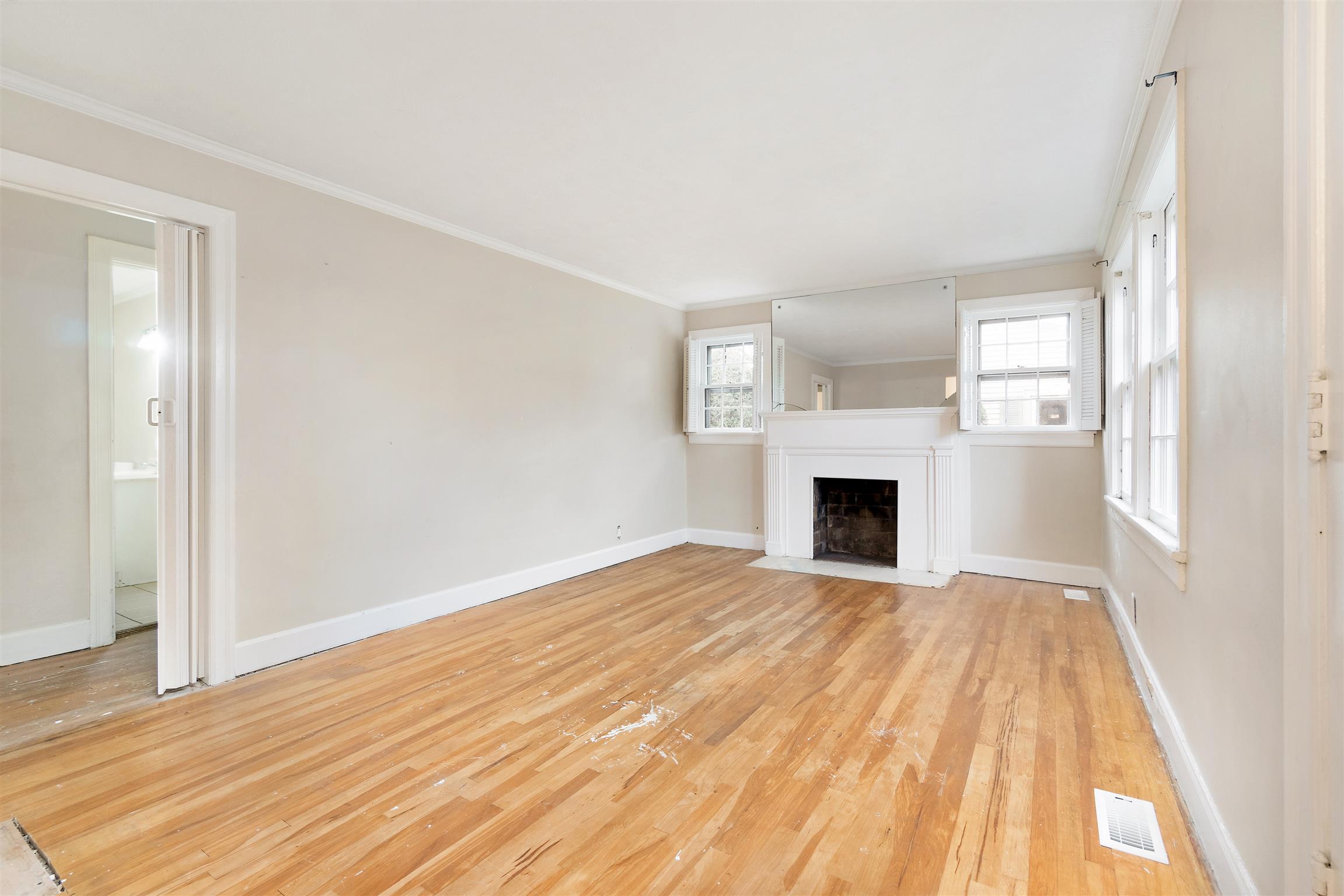 2303 Memorial Boulevard Springfield, TN 37172 - Photo 5 of 11 Gallery Image 5