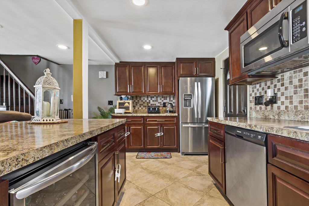 59 Ripley Street Somerset, MA 02725 - Photo 9 of 42 Gallery Image 9