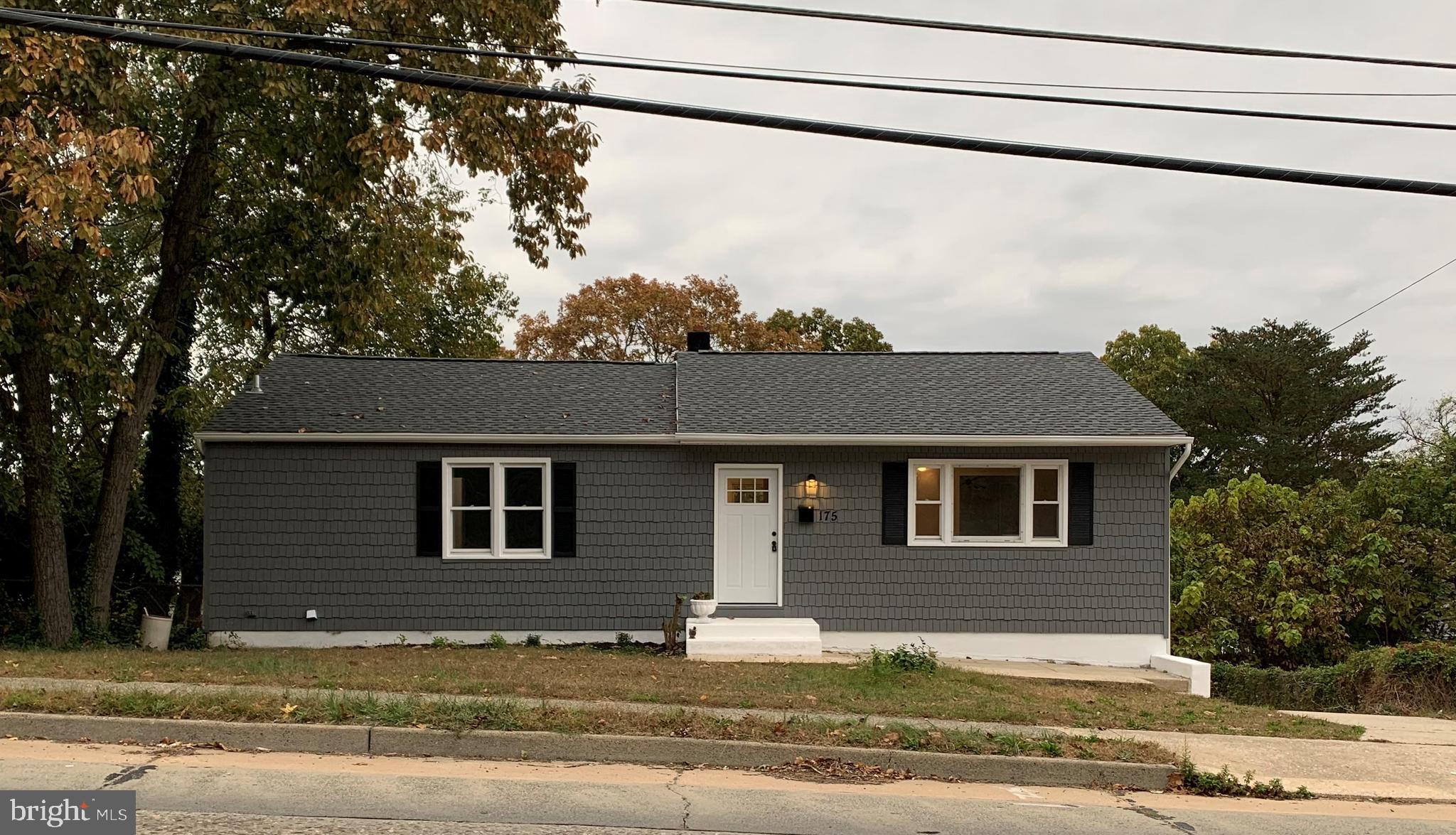 175 Erial Road Clementon, NJ 08021 - Photo 3 of 27