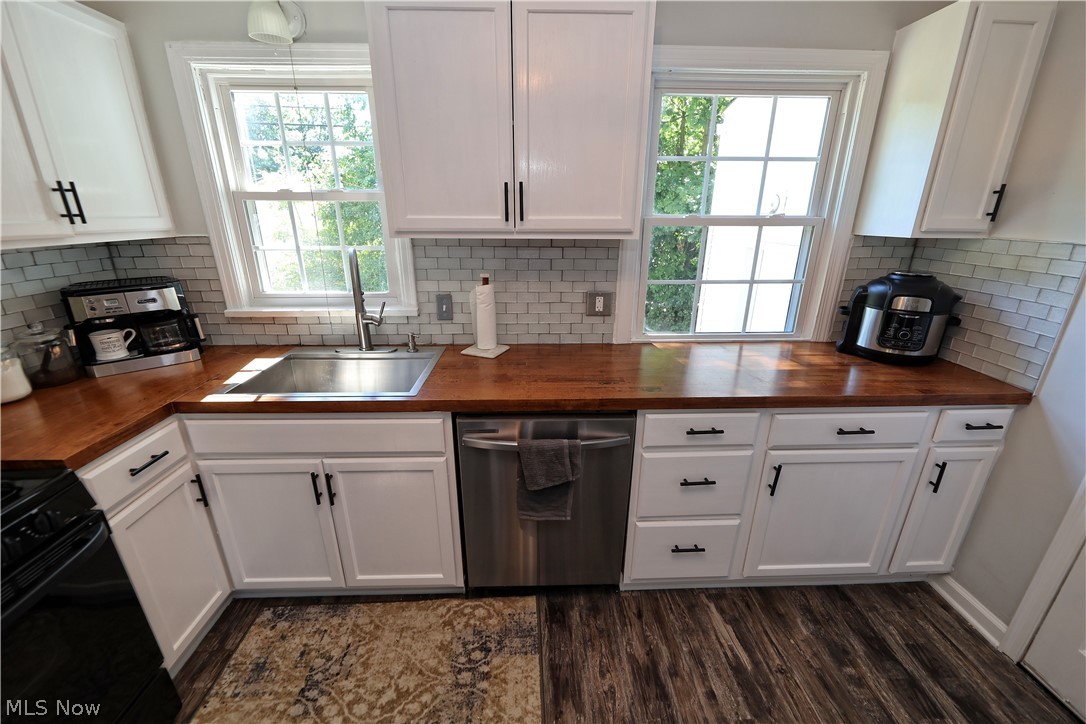 2054 Revere Road Cleveland Heights, OH 44118 - Photo 6 of 23 Gallery Image 6