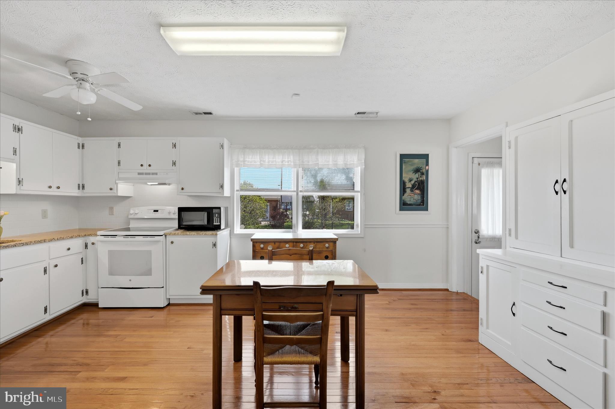 624 Butler Avenue Winchester, VA 22601 - Photo 15 of 37 Kitchen