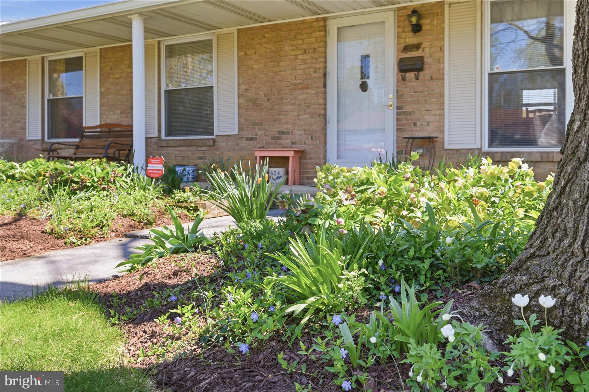 624 Butler Avenue Winchester, VA 22601 - Photo 4 of 37 Front Exterior