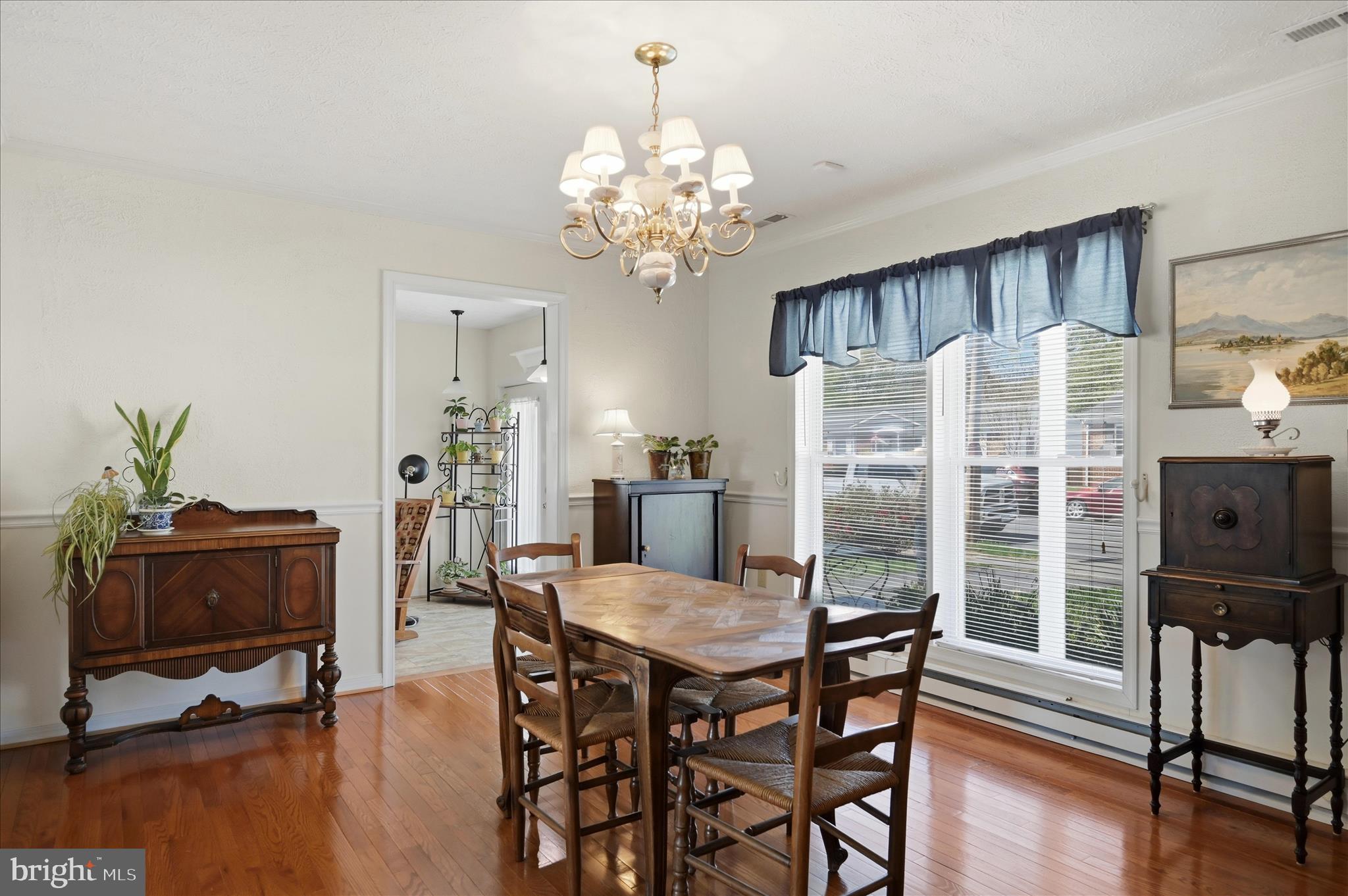 624 Butler Avenue Winchester, VA 22601 - Photo 9 of 37 Dining Area